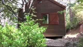 preview picture of video 'Camping la Pinède : Chalet type 1'