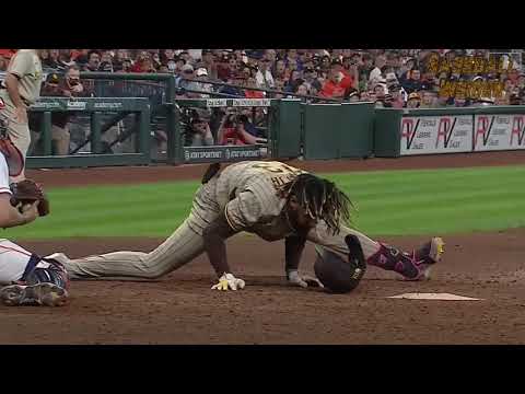 MLB \\ Tatis Jr Acrobatic Plays
