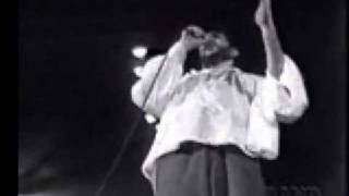 Eduardo e Mônica - Legião Urbana (ao vivo) Rio 1994