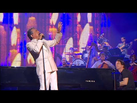 Yanni - "Volver A Creer" with José José