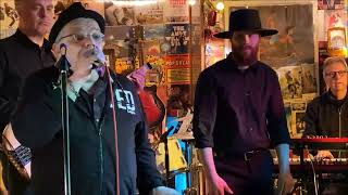 WILD ERIC BLUES BAND - ANYWAY THE WIND BLOWS - (JJ CALE COVER) - LIVE - DIE BOX