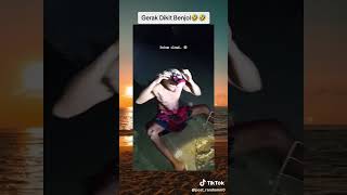 Download lagu Hoyang dikin langsung kena suntik alami 😂😂😂 mp3