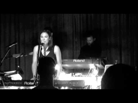 Valery Gore - Character Girls, Quiet Guys (Live at The Drake)