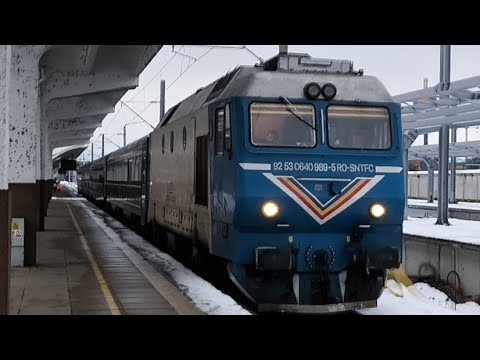 Locomotiva GM #989 ,, Piranda " La Tracțiunea Trenului R-E 4004 Părăsește Gara Cluj-Napoca