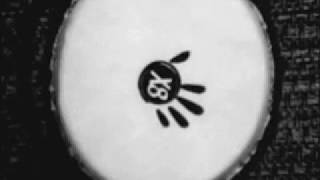 The Low-framerate Player - Carlene Carter&#39;s SWEET MEANT TO BE [subtitled] on the djembe