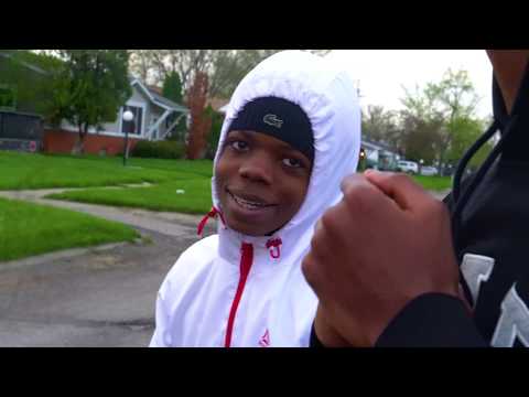 Eightball Tank - " No Features" Official Music Video | Shot by TakeOff Productions