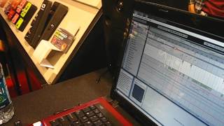 Video thumbnail for Hot Hand 3 Universal Wireless Effects Controller MIDI Controller at NAMM 2013 by Creative Edge Music
