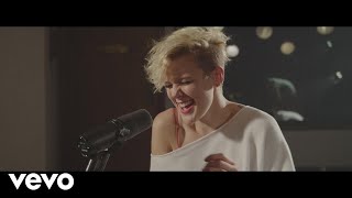 Betty Who - Human Touch (To The Beat with Kurt Hugo Schneider)