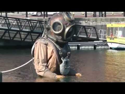 Liverpool Sea Odyssey giant diver Uncle in the Albert Dock