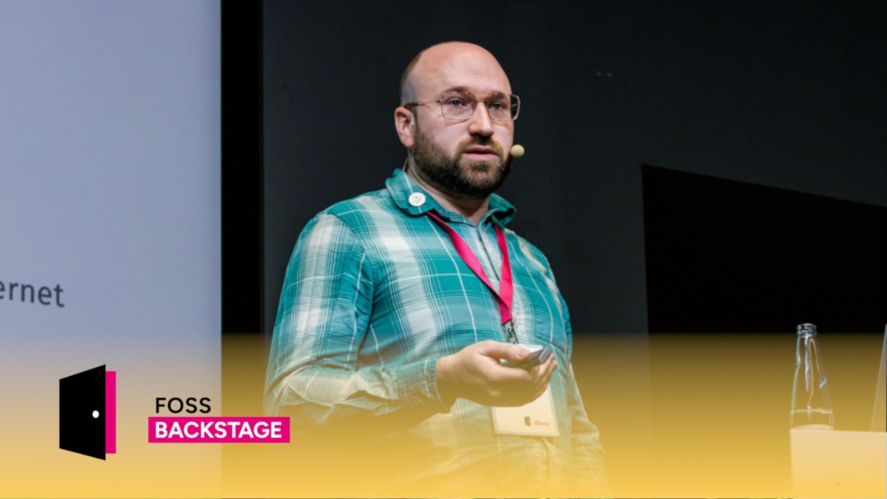 Drew DeVault – Building and scaling Hare's community governance #FOSSBack
