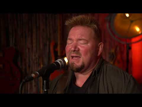 Corona Studio Session - A Change Is Gonna Come by Sam Cooke