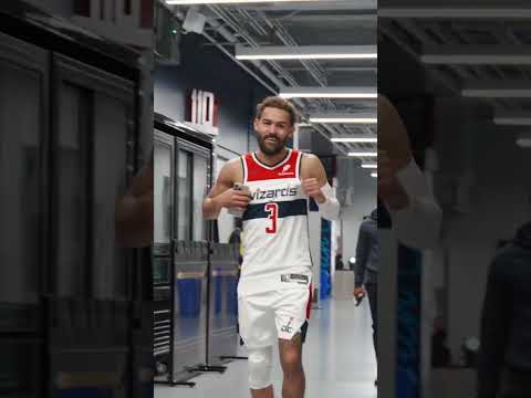 THAT'S TRAE YOUNG IN A WIZARDS UNIFORM! 🧙‍♂️ #nba #traeyoung #wizards #shorts