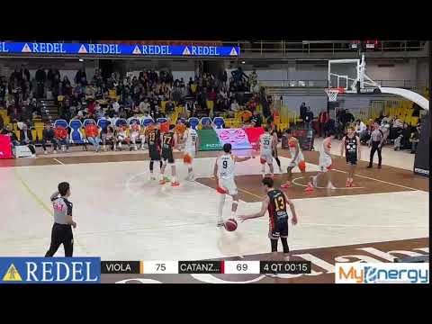 Serie  B derby di Calabria VIOLA VS CATANZARO