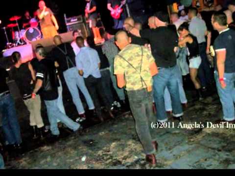 Immoral Discipline- In My Eyes (Minor Threat) Live at 2000 Tons of TNT