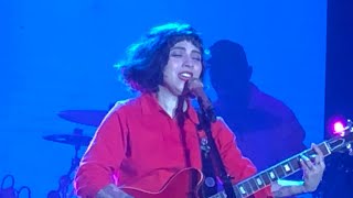 Caderas Blancas - Mon Laferte Lima 2019