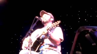 Mark Wills &quot;In my arms&quot;.written for his little one