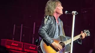 Europe Open your heart Live Santiago 24 abril 2025