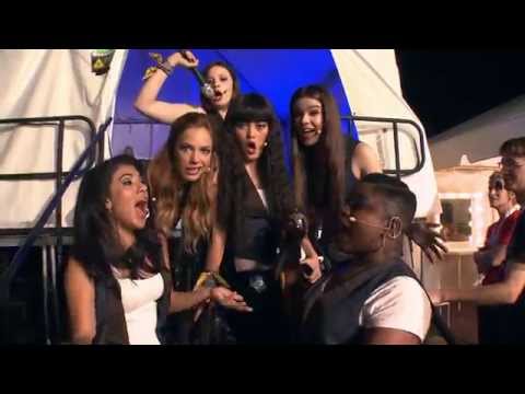 Pitch Perfect 2: Featurette - The Worlds