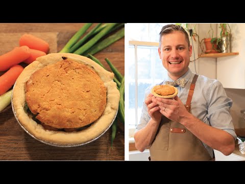 🍲 Gluten-Free Veggie Pot Pie with Buttermilk Biscuit Crust! 🥕🥔✨