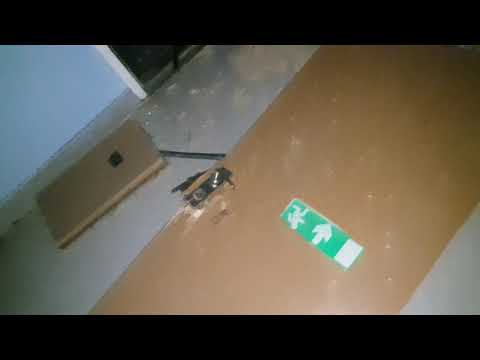 Utforskar en övergiven skola i Stockholm | Exploring an abandoned school in Stockholm.