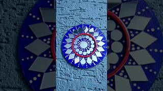 Download lagu Upcycled Brilliance: Turning Old CDs into Stunning Decor!     💿 #youtubeshort #shortvideo #craft mp3