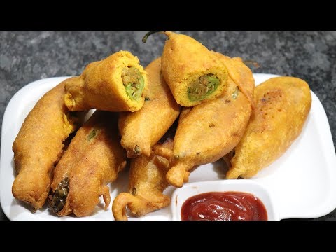Keema Stuffed Hari -Mirch ke Pakode | Ramzan Special Recipe Video