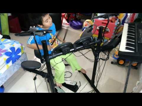 Fabian Rafa Arfan Solo Drums in His 6th Birthday