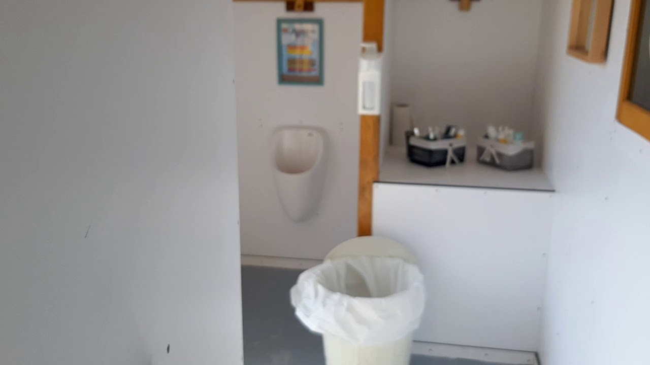 k-Caravane wooden toilet