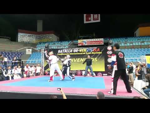 Yoskar Gamez vs Leo Valdivia / Batalla de Venezuela 2014