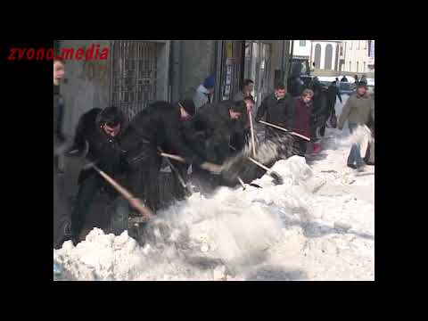 Zvornik: Iz arhive - čišćenje snijega sa ulica