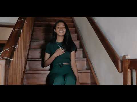 Johan Blouts feat Sandhy - Hafa mihitsy