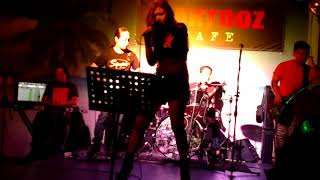 Download lagu WELCOME TO THE JUNGLE BY KATHY LOCCA AND THE MIDDLE AGE (GUN'S AND ROSES} mp3 Download lagu WELCOME TO THE JUNGLE BY KATHY LOCCA AND THE MIDDLE AGE (GUN'S AND ROSES} mp3