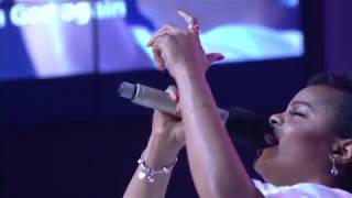 Chee Sings Why Not Trust God Again by Kurt Carr