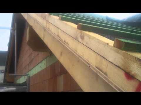 Ortgang am Giebel, wird anschließend  mit Blech verkleidet