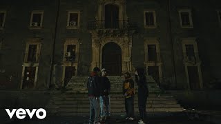 'A NOTTE Lyrics English Translation