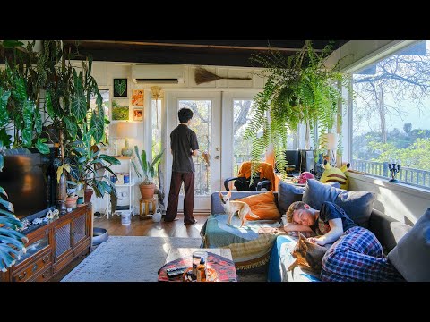 Home Tour | Charming Midcentury Home filled w/ personality, light, and plants
