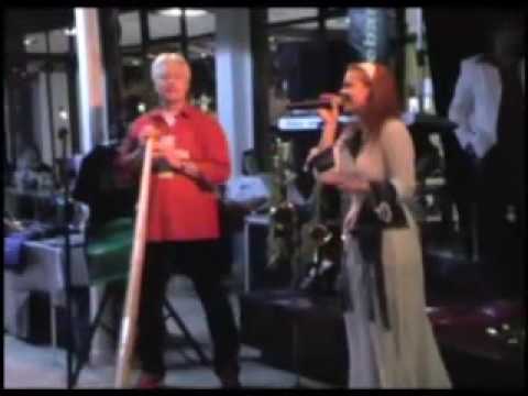 "die Sterne über Rosas" - Vera & Alphorn-Man Kudi