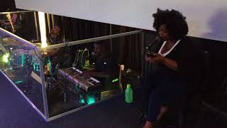 Soulistic Vibez Performing a cover of Sjava&quot;Ek&#39;seni&quot;
