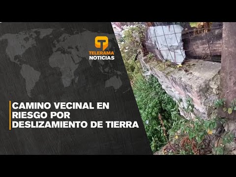 Camino vecinal en riesgo por deslizamiento de tierra