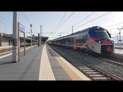 Treno Regionale Pop ETR 104 043 Regionale 94942 Reggio di Calabria Centrale-Cosenza