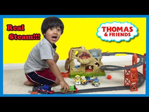 Ryan plays with Thomas and Friends Trackmaster Volcano Drop Playset Video
