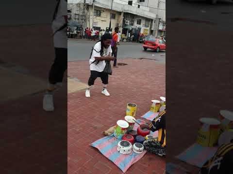 DJ A38 et les petits talentueux de la rue......