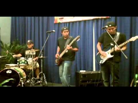 Navatone Guitars: The Plateros at NAMM 2011
