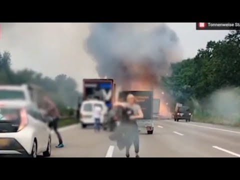 A2 Crash mit Explosionen und 2 Toten