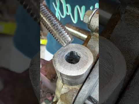 Secret genius mechanics know👨‍🔧🇺🇸 #usa #automobile #trending #diy #mechanic #trend #viral