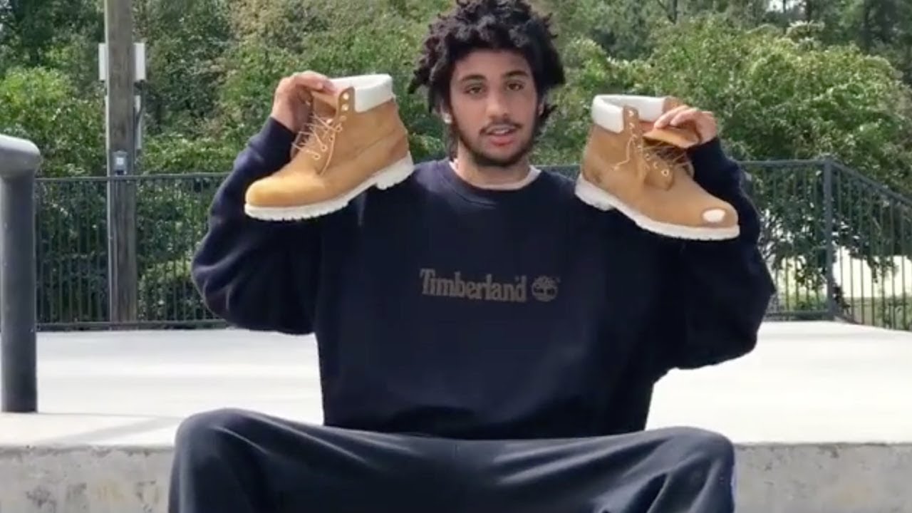 Conoce al skater que solo patina botas Timberland