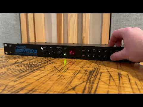 Alesis Midiverb II 16-Bit Digital Effects Processor 1990s - Black image 5