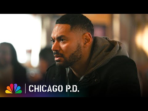 A Suspect Holds Atwater’s Dad Hostage | Chicago P.D. | NBC