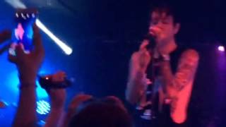 Breathe Carolina - Shots Fired (live)