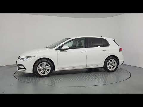 Volkswagen Golf LIFE 2.0TDI Diesel Manual - Image 2